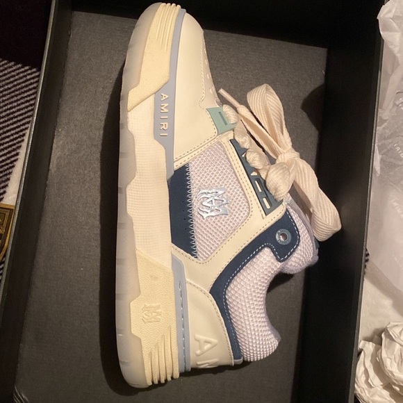 Amiris - Picture 3 of 3